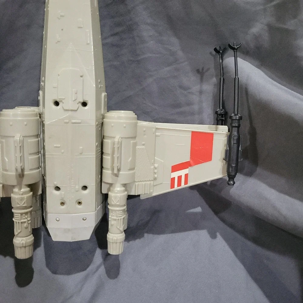 Star Wars Vintage ESB Battle Damaged X-Wing Fighter Kenner 1983 NOT Working